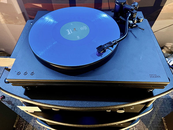 120423.apcaf2.Music Hall Stealth turntable.jpg